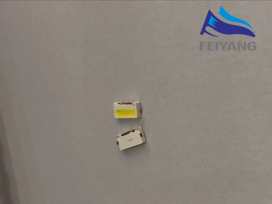 100pcs FOR repair Samsung LCD TV LED backlight Article lamp SMD LEDs Side shine 9V 7032 Cold white light emitting diode lumens
100pcs FOR repair Samsung LCD TV LED backlight Article lamp SMD LEDs Side shine 9V 7032 Cold white light emitting diode lumens