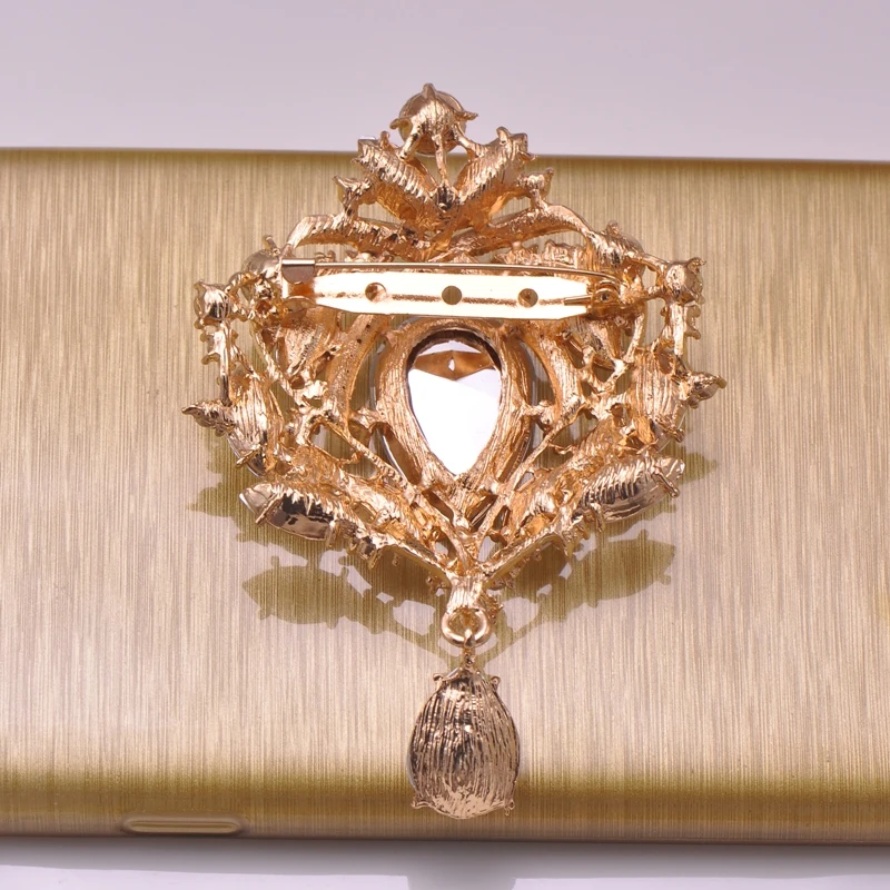 M0582-pin-4