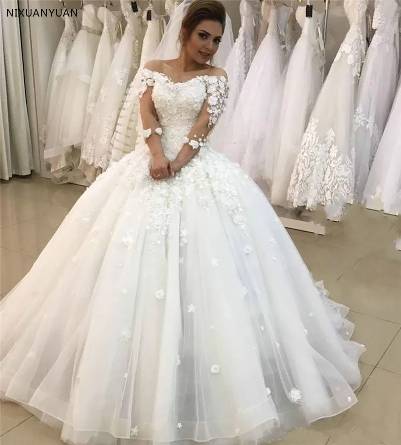 2019 New Luxury Arabic A Line Wedding Dresses Off Shoulder 1/2 Sleeve Lace 3D-Floral Appliques Sweep Train Plus Size Bridal Gown
2019 New Luxury Arabic A Line Wedding Dresses Off Shoulder 1/2 Sleeve Lace 3D-Floral Appliques Sweep Train Plus Size Bridal Gown