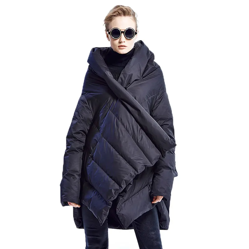 90 percent White Duck Down irregular cloak Long Winter down jacket Women Plus size Parkas 2018 Loose Feather Woman coat Ukraine
90 percent White Duck Down irregular cloak Long Winter down jacket Women Plus size Parkas 2018 Loose Feather Woman coat Ukraine