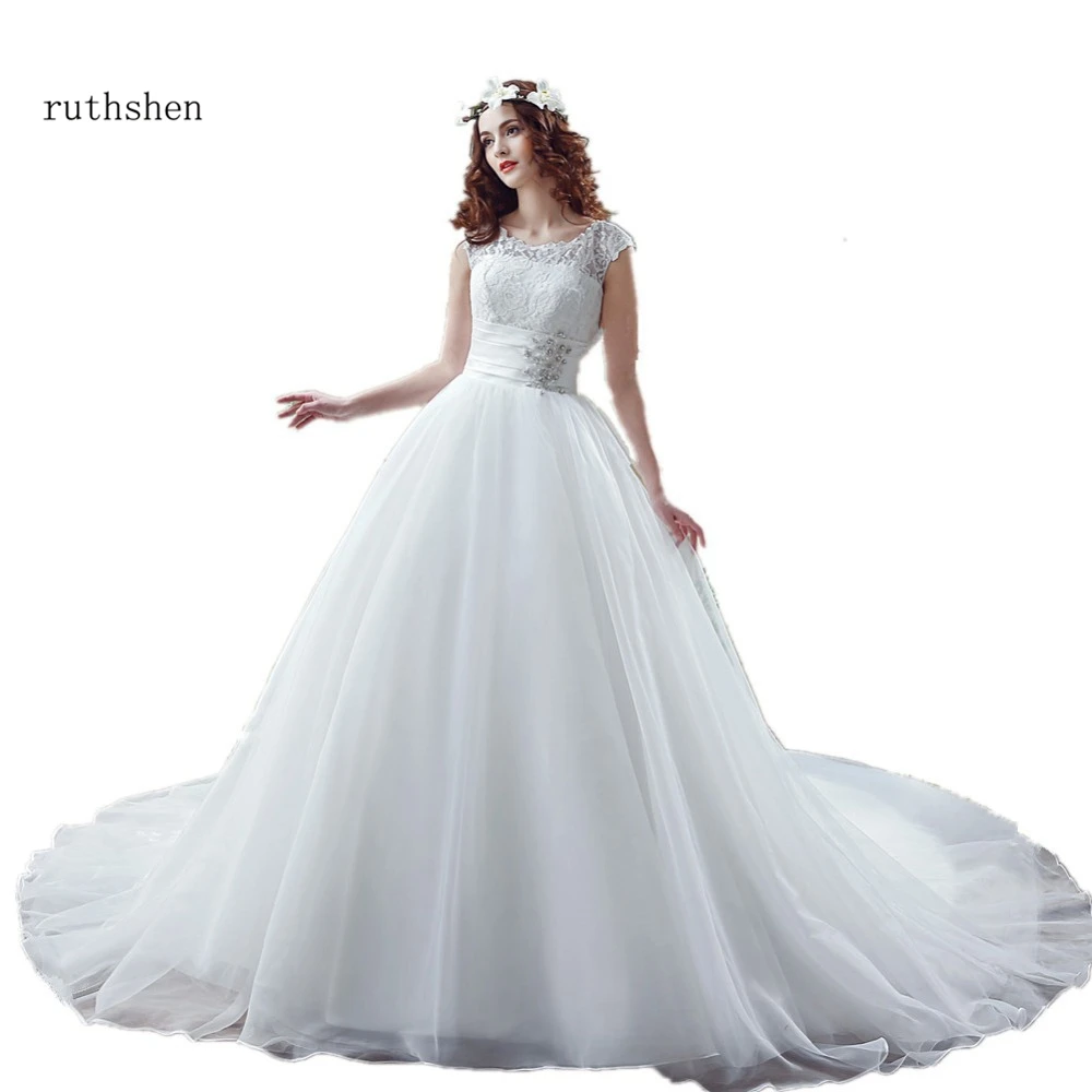 2023 Wedding Dresses A-line Lace Crystal Sashes Bridal Gowns Cap Sleeves Sweep Tain Vestidos De Noivas
2023 Wedding Dresses A-line Lace Crystal Sashes Bridal Gowns Cap Sleeves Sweep Tain Vestidos De Noivas