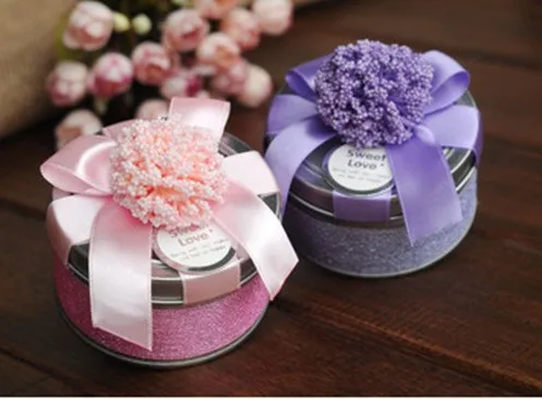 Wholesale - 50Pcs/Lot Beautiful Personality Circle Tin Boxes Wedding Candy Boxes Favour Gift Box DHL Fedex Free Shipping
Wholesale - 50Pcs/Lot Beautiful Personality Circle Tin Boxes Wedding Candy Boxes Favour Gift Box DHL Fedex Free Shipping