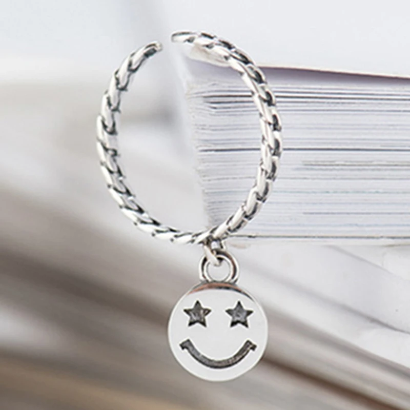 Hot Sale 100% 925 Sterling Silver Lovely Smile Face Dangle Finger Rings for Women Sterling Silver Open Rings Jewelry Gift
Hot Sale 100% 925 Sterling Silver Lovely Smile Face Dangle Finger Rings for Women Sterling Silver Open Rings Jewelry Gift