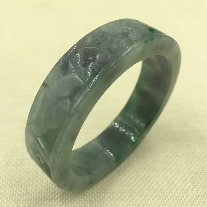 A-2223 Chinese Hand-carved Emerald Green Jadeite Jade Gems Bangle Bracelet 63mm 28% 10.13
A-2223 Chinese Hand-carved Emerald Green Jadeite Jade Gems Bangle Bracelet 63mm 28% 10.13