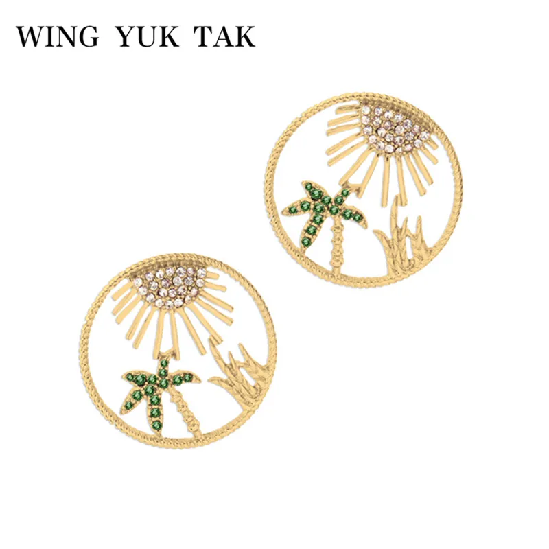 wing yuk tak Fashion Statement Jewelry Gold Color Round Hollowed Stud Earrings Trendy New Green Rhinestone Tree Earrings Woman
wing yuk tak Fashion Statement Jewelry Gold Color Round Hollowed Stud Earrings Trendy New Green Rhinestone Tree Earrings Woman