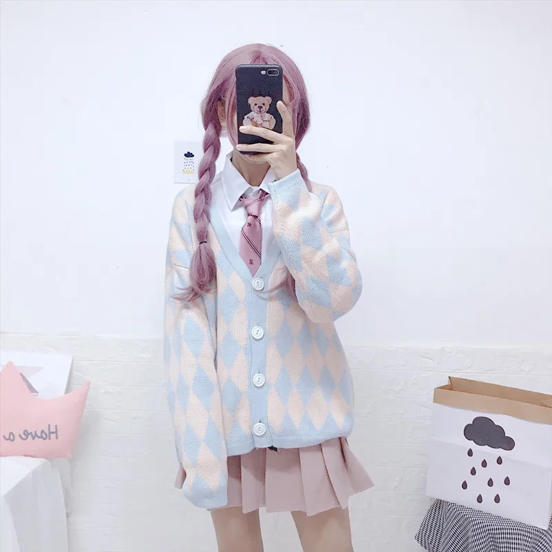 Japanese Preppy Style Autumn Winter Women Sweater V Neck Argyle Pattern Female Cardigan Cute Kawaii Elegant Girl Outerwear
Japanese Preppy Style Autumn Winter Women Sweater V Neck Argyle Pattern Female Cardigan Cute Kawaii Elegant Girl Outerwear