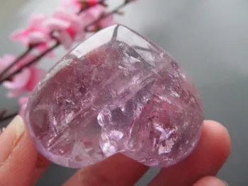 64g Natural Purple Crystal Amethyst HeartShape Love Specimens Healing Reiki Unique Home Decorations 
64g Natural Purple Crystal Amethyst HeartShape Love Specimens Healing Reiki Unique Home Decorations