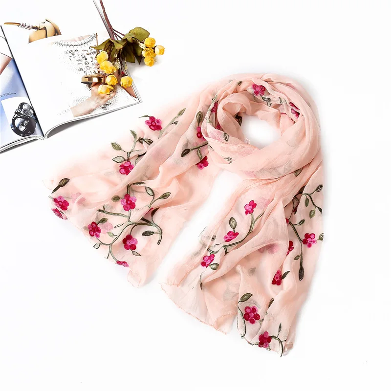 2018 Luxury Brand Women Chinese Silk Embroidered Viscose Floral Scarfs Female Square Scarves Spring Summer Shawls For Ladies
2018 Luxury Brand Women Chinese Silk Embroidered Viscose Floral Scarfs Female Square Scarves Spring Summer Shawls For Ladies