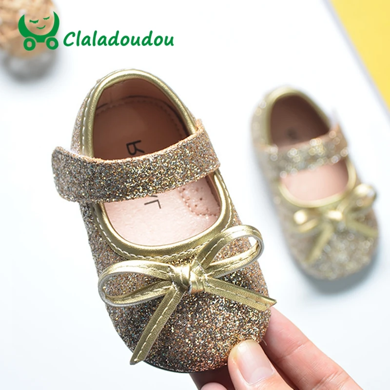Claladoudou11.5-13.5CM Brand 2019 Spring Bling Bling Infant Party Shoes Kids Girls Butterfly Gold Pink Black Shoes Baby Walkers
Claladoudou11.5-13.5CM Brand 2019 Spring Bling Bling Infant Party Shoes Kids Girls Butterfly Gold Pink Black Shoes Baby Walkers
