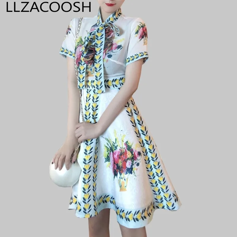High quality 2019 Summer Newest Runway Designer Dress Women's Short Sleeve Bow tie Collar Floral Printed high waist party Dress
High quality 2019 Summer Newest Runway Designer Dress Women's Short Sleeve Bow tie Collar Floral Printed high waist party Dress