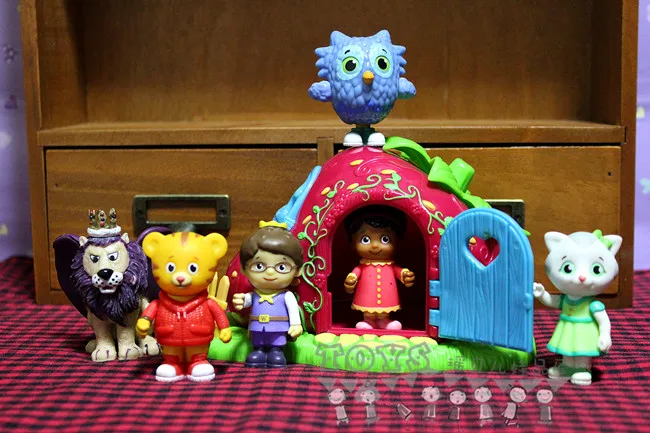 Cute Daniel Tiger's Neighborhood Tiger Boy Girl Lion Bird Figure Toy Doll Birthday Gift 
Cute Daniel Tiger's Neighborhood Tiger Boy Girl Lion Bird Figure Toy Doll Birthday Gift