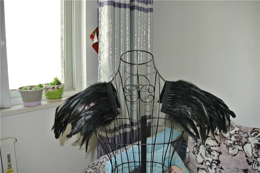 black rooster coque feather epaulette pads Carnival feather shoulder shrug burning man festival epaulettes 30x30cm
black rooster coque feather epaulette pads Carnival feather shoulder shrug burning man festival epaulettes 30x30cm