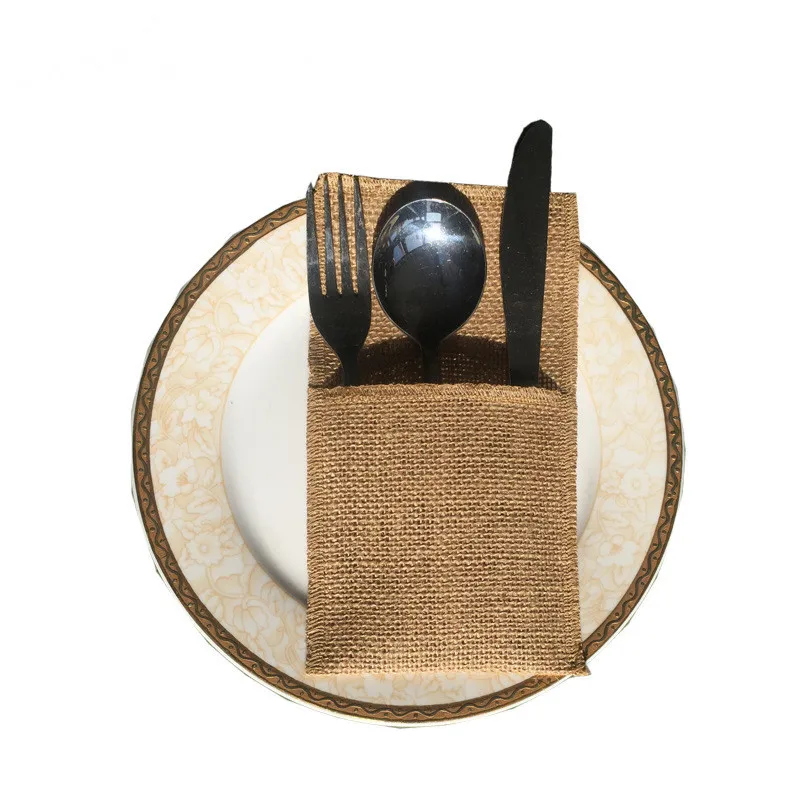 100pcs/lot Rustic Burlap Cutlery Pocket Wedding Cutlery Pouch Jute Knife And Fork Pocket for mariage party table decoration
100pcs/lot Rustic Burlap Cutlery Pocket Wedding Cutlery Pouch Jute Knife And Fork Pocket for mariage party table decoration