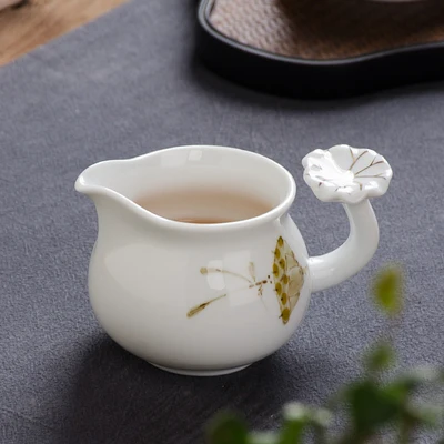 

Ceramic Fair Tea Cup Creative Hand-painted Underglaze Color Hand-made Cha Hai GongdaoTeacup Kung Fu Tea Set Accessories Teaware