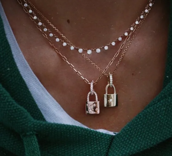 love lovely cute Lock pendant necklace engraved cz Moon star Shooting stars elegance girl jewelry
love lovely cute Lock pendant necklace engraved cz Moon star Shooting stars elegance girl jewelry