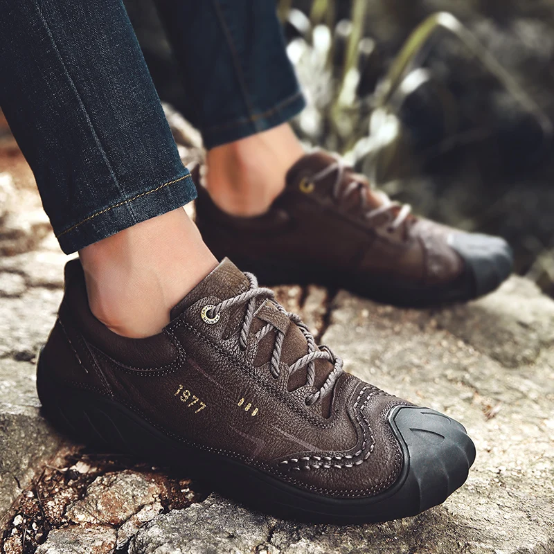 high quality 2019 spring autumn men genuine leather driving causal outdoor running sport shoes man toe loafers mocassins 9038
high quality 2019 spring autumn men genuine leather driving causal outdoor running sport shoes man toe loafers mocassins 9038