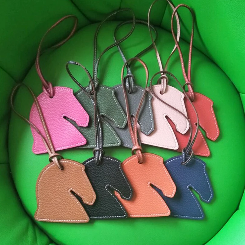 Fashion PU Leather Animal Horse Head Pendant Women Handbag Key Chain Ring Charm Bag Purse Keychain R302
Fashion PU Leather Animal Horse Head Pendant Women Handbag Key Chain Ring Charm Bag Purse Keychain R302