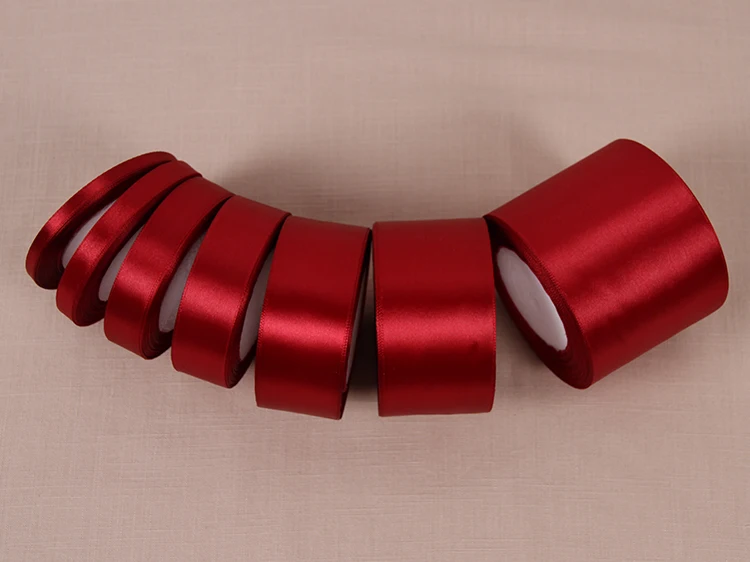 (22 Meters/roll) 6/10/15/20/25/40/50mm Wine Red Color 25 Yards Single Face Satin Ribbon DIY Gift Wrapping Christmas Ribbons
(22 Meters/roll) 6/10/15/20/25/40/50mm Wine Red Color 25 Yards Single Face Satin Ribbon DIY Gift Wrapping Christmas Ribbons