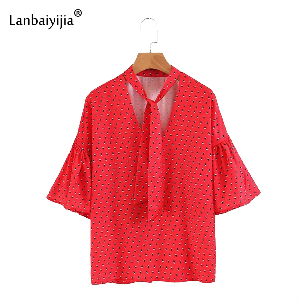 Lanbaiyijia black white little heart Print Women Fashion Shirt deep V-neck lace-up Flare Sleeve Loose shirt Women Summer shirts
Lanbaiyijia black white little heart Print Women Fashion Shirt deep V-neck lace-up Flare Sleeve Loose shirt Women Summer shirts