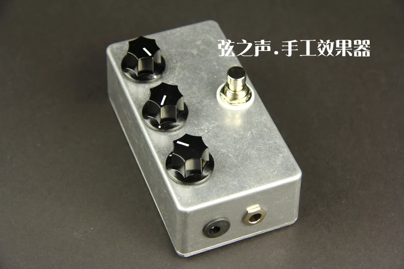 DIY MOD Classic Sadowsky Bass Preamp Pedal Outboard Electric Guitar Stomp Box Effect Amplifier AMP Acoustic Accessorie Effectors
DIY MOD Classic Sadowsky Bass Preamp Pedal Outboard Electric Guitar Stomp Box Effect Amplifier AMP Acoustic Accessorie Effectors