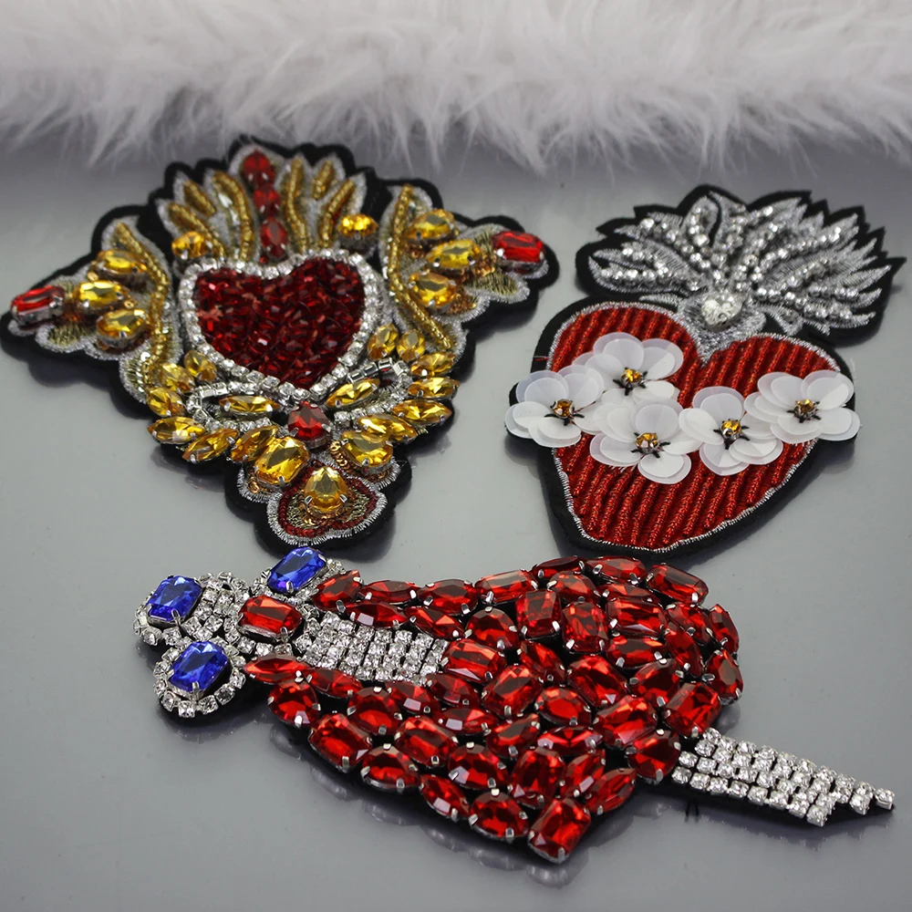 1Pcs 3D Handmade Rhinestone Heart Beaded Patches Sew On Sequin Patch For Clothing Beading Flower Applique Cute Patch B125
1Pcs 3D Handmade Rhinestone Heart Beaded Patches Sew On Sequin Patch For Clothing Beading Flower Applique Cute Patch B125