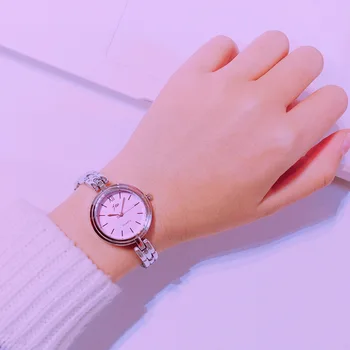 Luxury Simple Retro Roman Women Quartz Wristwatches Rose Gold Silver Slim Ladies Dress Bracelet Watch Female Leisure Hours Clock
Luxury Simple Retro Roman Women Quartz Wristwatches Rose Gold Silver Slim Ladies Dress Bracelet Watch Female Leisure Hours Clock
