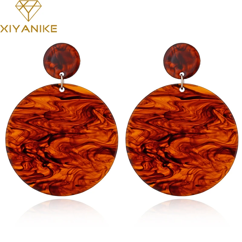 XIYANIKE Big Brand Charm Geometric Big Round Acrylic Drop Earrings Statement Jewelry Oorbellen Party Accessories Brincos E1803
XIYANIKE Big Brand Charm Geometric Big Round Acrylic Drop Earrings Statement Jewelry Oorbellen Party Accessories Brincos E1803