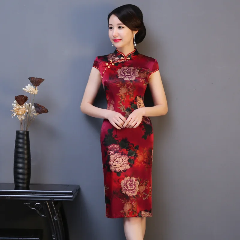 2019 New Silm Cheongsam Female Flower Mandarin Collar Qipao Silk Red Sexy Chinese Classic Print Dresses Casual Vestidos S-3XL
2019 New Silm Cheongsam Female Flower Mandarin Collar Qipao Silk Red Sexy Chinese Classic Print Dresses Casual Vestidos S-3XL