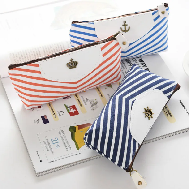Learning Stationery Large Capacity Canvas Pen Bag Fabric Striped Student Pencil Bag
Learning Stationery Large Capacity Canvas Pen Bag Fabric Striped Student Pencil Bag