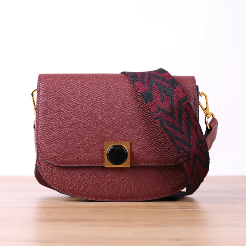 Modern Original Design Cowhide Leather Women Saddle Bag Small Vintage Round Shape Ladies Shoulder Bag High Quality Crossbody Bag
Modern Original Design Cowhide Leather Women Saddle Bag Small Vintage Round Shape Ladies Shoulder Bag High Quality Crossbody Bag