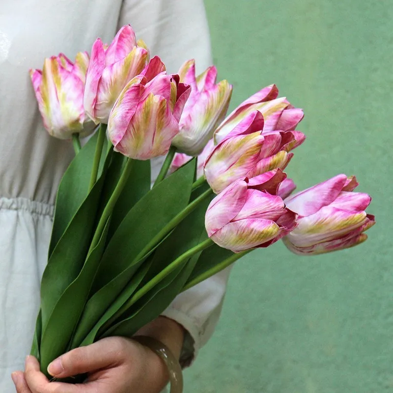 6pcs/lot 3D Print Big Flower Real Touch Latex Tulips Flower Artificial Bouquet Fake Flower Bridal Bouquet Decorate For Wedding
6pcs/lot 3D Print Big Flower Real Touch Latex Tulips Flower Artificial Bouquet Fake Flower Bridal Bouquet Decorate For Wedding