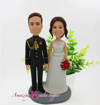 2019 AMAZING CAKE TOPPER Rose bouquet, military simple wedding dress Toys Custom Polymer Clay Figure From Pictures
2019 AMAZING CAKE TOPPER Rose bouquet, military simple wedding dress Toys Custom Polymer Clay Figure From Pictures