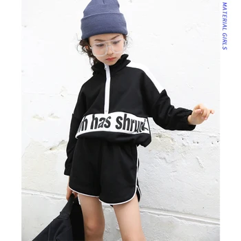 Girls suit 2019 spring new thin section long sleeve pullover thin coat shirt + casual shorts two sets of tide
Girls suit 2019 spring new thin section long sleeve pullover thin coat shirt + casual shorts two sets of tide