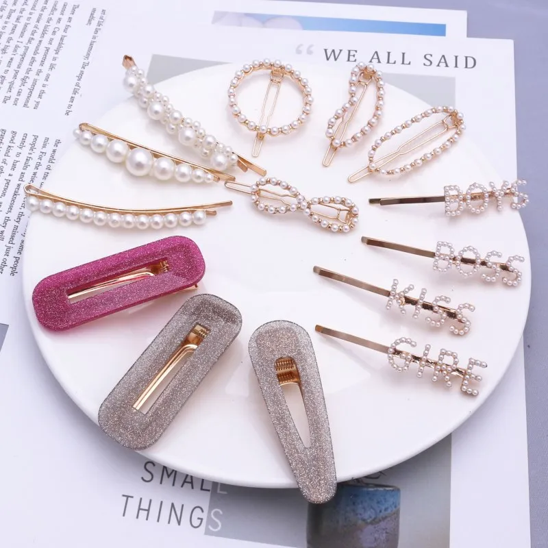 Fashion Pearl Hair Clip for Women Elegant Korean Design Snap Heart Smile Face Barrette Stick Hairpin Hair Styling Accessories
Fashion Pearl Hair Clip for Women Elegant Korean Design Snap Heart Smile Face Barrette Stick Hairpin Hair Styling Accessories