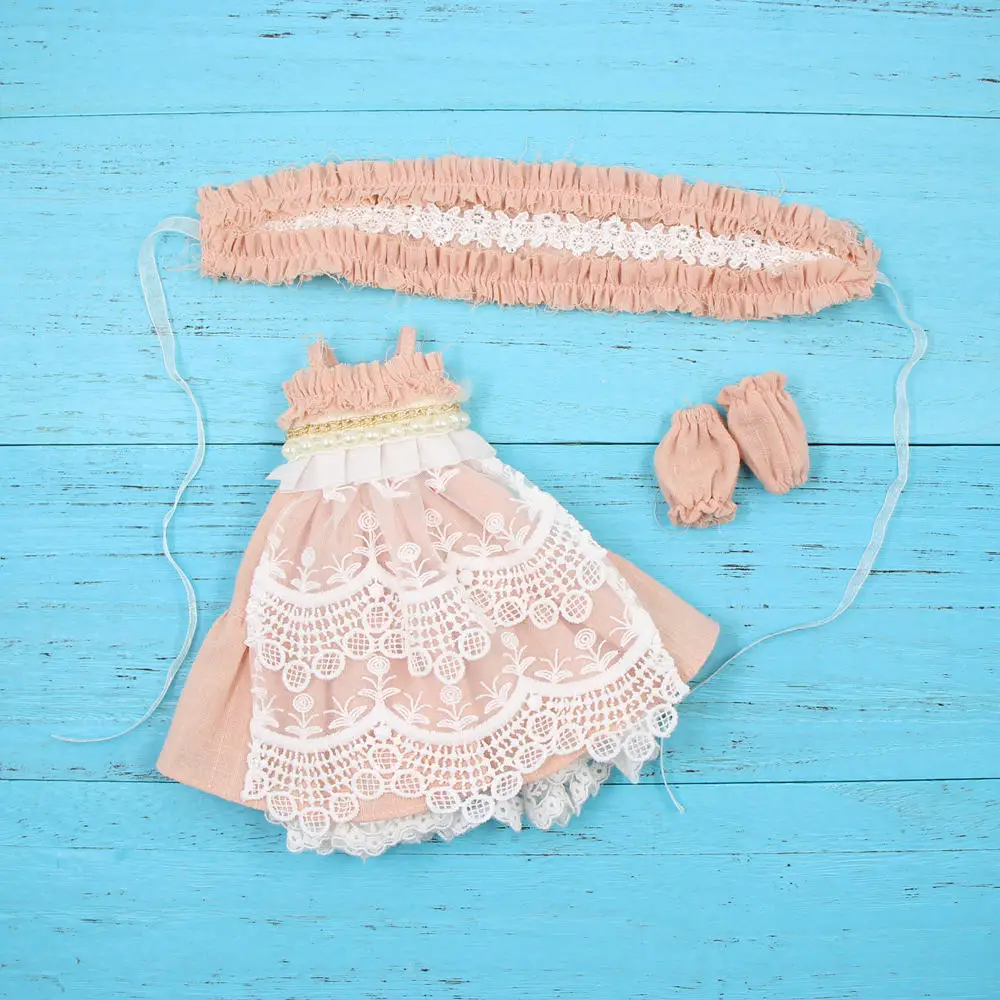 Outfit for 1/6 ICY Blyth doll pink dress with pearl oversleeve and the headband Vintage clothes bjd toy gift
Outfit for 1/6 ICY Blyth doll pink dress with pearl oversleeve and the headband Vintage clothes bjd toy gift