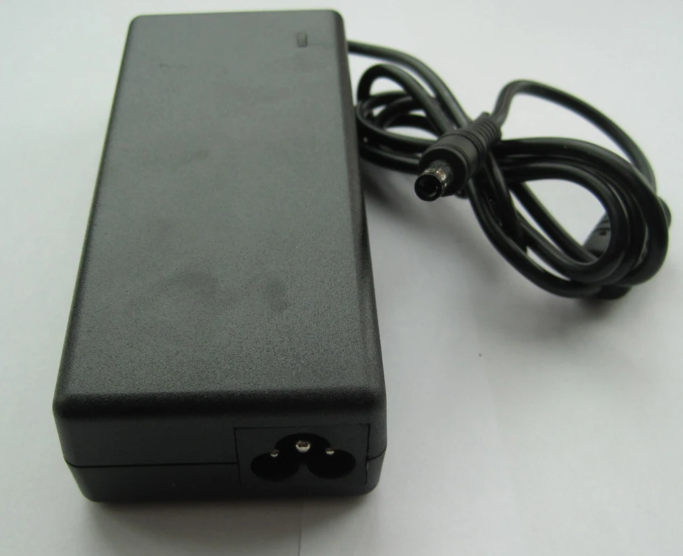 19V 4.22A 80W AC Adapter Battery Charger for Fujitsu Lifebook S751 S760 S761 S762 S792 SH530 SH560 SH760 SH561 SH761 SH572
19V 4.22A 80W AC Adapter Battery Charger for Fujitsu Lifebook S751 S760 S761 S762 S792 SH530 SH560 SH760 SH561 SH761 SH572