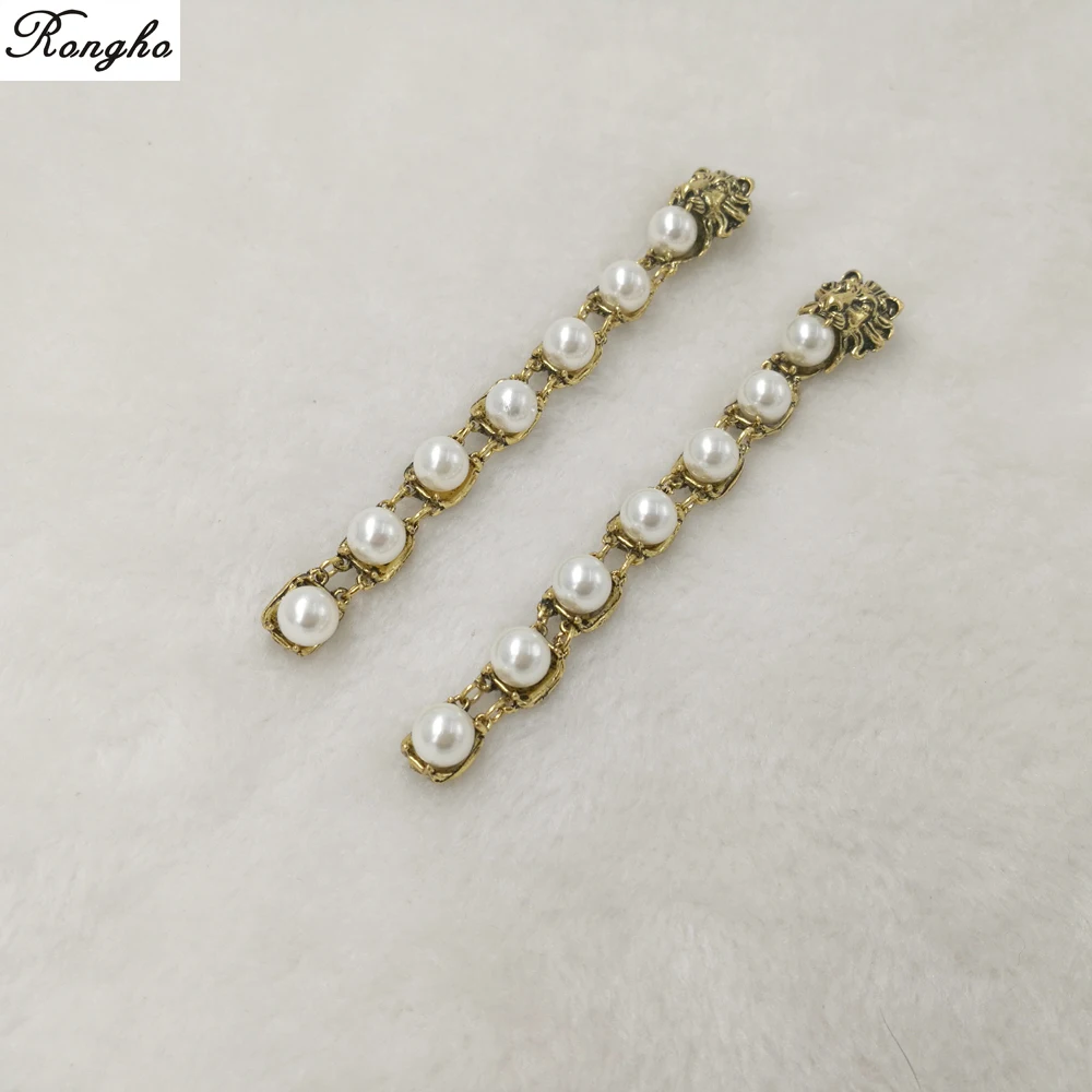 Baroque Vintage Metal Lion head Stud earrings for women Brand wedding jewerly 2018 Fashion Pear earrings pendant Bridal Brincos
Baroque Vintage Metal Lion head Stud earrings for women Brand wedding jewerly 2018 Fashion Pear earrings pendant Bridal Brincos