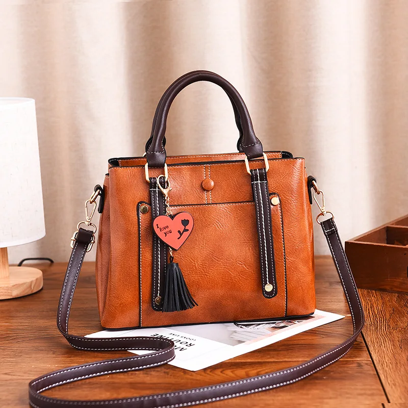 YINGPEI Women Handbag Shoulder Bag Girls Fashion Famous Design Leather Big Casual Tote High Quality Hasp Casual Black New 2019
YINGPEI Women Handbag Shoulder Bag Girls Fashion Famous Design Leather Big Casual Tote High Quality Hasp Casual Black New 2019