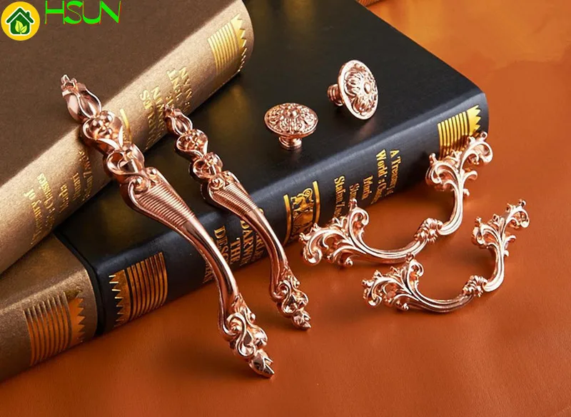 2 pcs 6 Styles Chic Rose Gold Drawer Pulls Handle Knobs Flower Dresser Handle Knob Rustic Kitchen Handles Furniture Hardware
2 pcs 6 Styles Chic Rose Gold Drawer Pulls Handle Knobs Flower Dresser Handle Knob Rustic Kitchen Handles Furniture Hardware