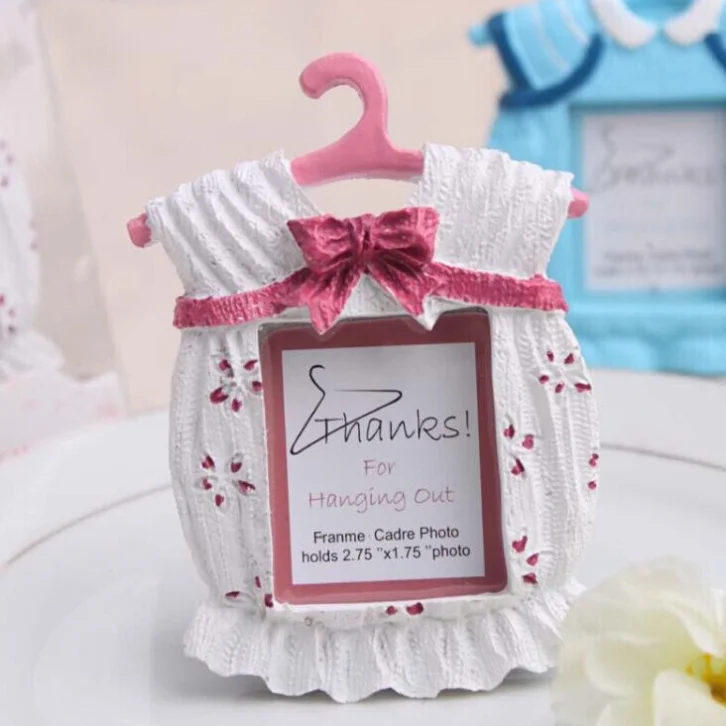 Hot Fashion Resin Baby Shower Clothes Pattern Baby Photo Frame Small pink and blue Picture Frame Gifts Home Decor baby show gift
Hot Fashion Resin Baby Shower Clothes Pattern Baby Photo Frame Small pink and blue Picture Frame Gifts Home Decor baby show gift