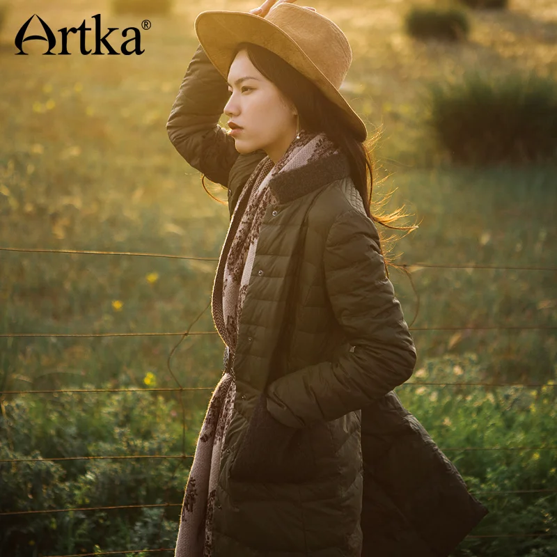 ARTKA 2018 Autumn& Winter Long White Duck 90% Light Thin Spliced Down Coat Parka with Button and Pocket YK10071D
ARTKA 2018 Autumn& Winter Long White Duck 90% Light Thin Spliced Down Coat Parka with Button and Pocket YK10071D