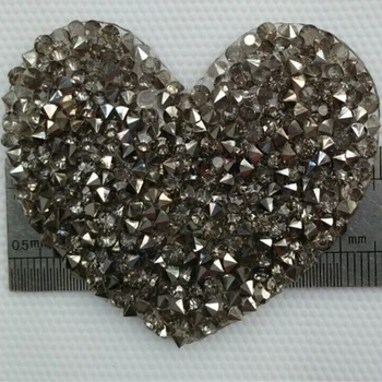 25pcs/lot Heart design Hotfix rhinestones Motifs Iron on Patches heat transfer Motif crystal strass Applique for clothing craft
25pcs/lot Heart design Hotfix rhinestones Motifs Iron on Patches heat transfer Motif crystal strass Applique for clothing craft
