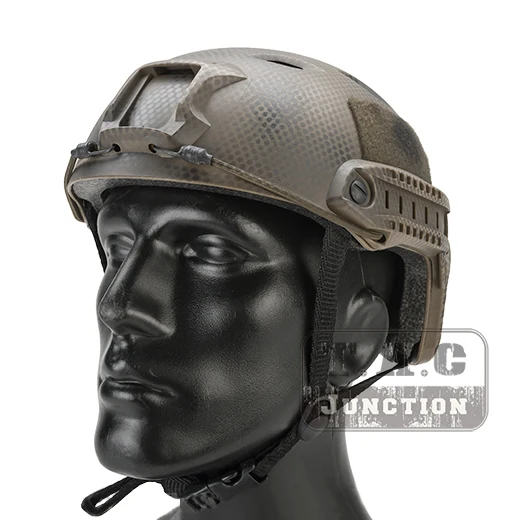 Emerson Tactical Airsoft Fast Helmet Bump Base Jump BJ Type Combat Lightweight Modular OPS Helmet w/ Side Rail
Emerson Tactical Airsoft Fast Helmet Bump Base Jump BJ Type Combat Lightweight Modular OPS Helmet w/ Side Rail