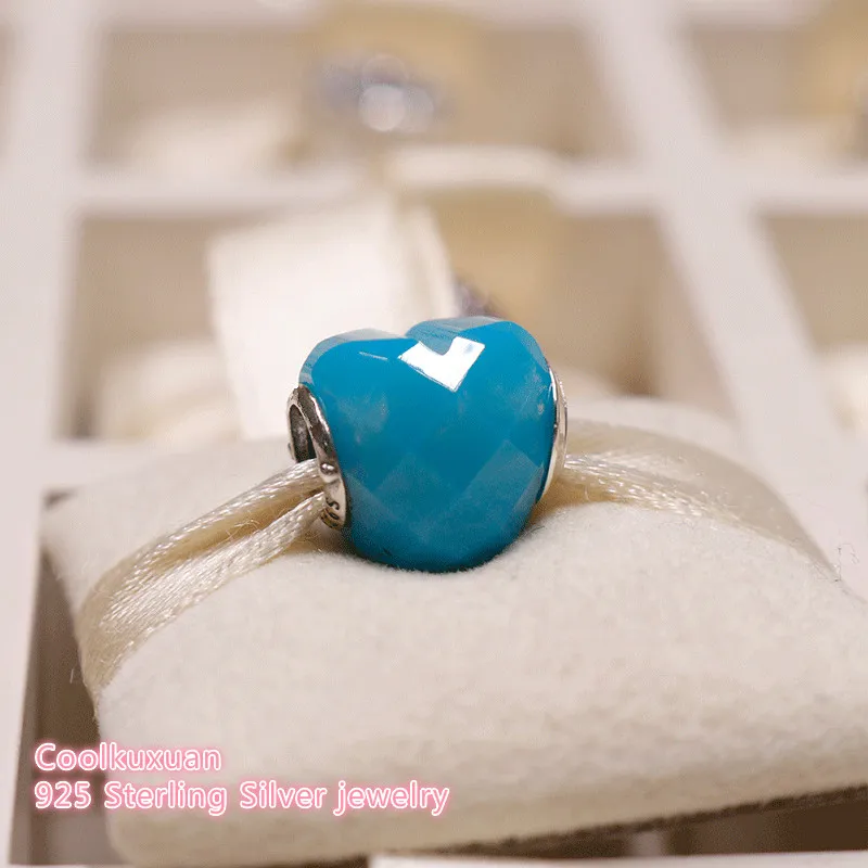 2019 Summer Original 925 Sterling Silver Shape of Love Charm, Scuba Blue Crystal Beads Fit Pandora Charms Bracelet DIY jewelry
2019 Summer Original 925 Sterling Silver Shape of Love Charm, Scuba Blue Crystal Beads Fit Pandora Charms Bracelet DIY jewelry