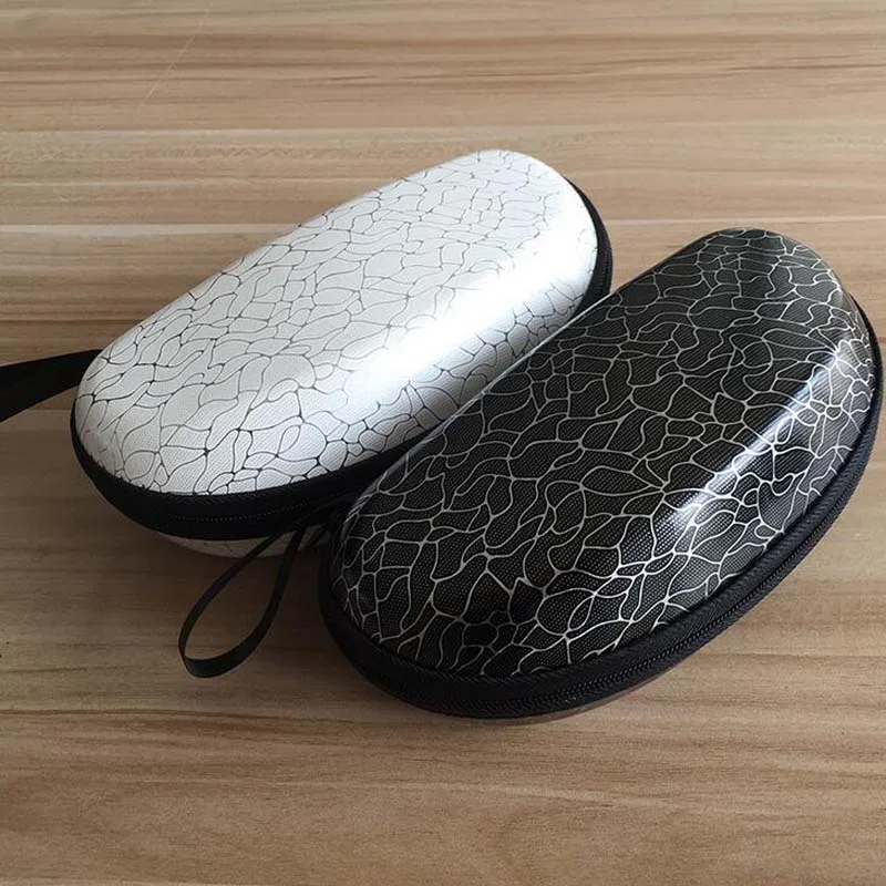 Portable Sunglasses Case for Women Glasses Box with Zipper Eyeglass Cases Shell Protector Leather Spectacle Case Hard 2 colors
Portable Sunglasses Case for Women Glasses Box with Zipper Eyeglass Cases Shell Protector Leather Spectacle Case Hard 2 colors