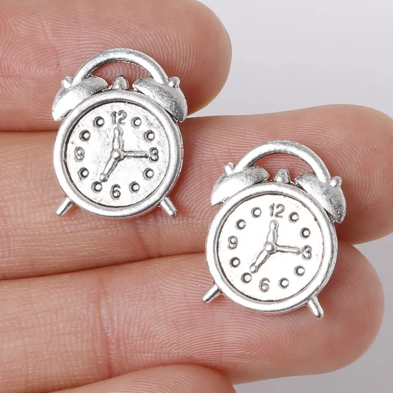 Hot Selling 9pcs 14x17mm Zinc Alloy Antique Silver Plated Alarm Clock DIY Charms Pendants Fit For Bracelet Necklace Jewelry
Hot Selling 9pcs 14x17mm Zinc Alloy Antique Silver Plated Alarm Clock DIY Charms Pendants Fit For Bracelet Necklace Jewelry
