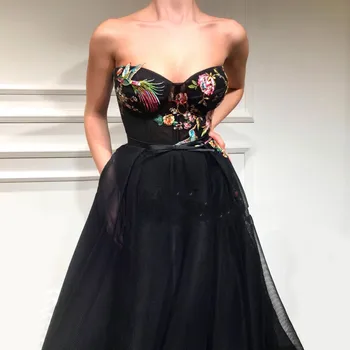 Embroideries Evening Dress Off Shoulder Evening Dresses Elegant Vestido De Festa Awesome Long Formal Gown Black Backless
Embroideries Evening Dress Off Shoulder Evening Dresses Elegant Vestido De Festa Awesome Long Formal Gown Black Backless