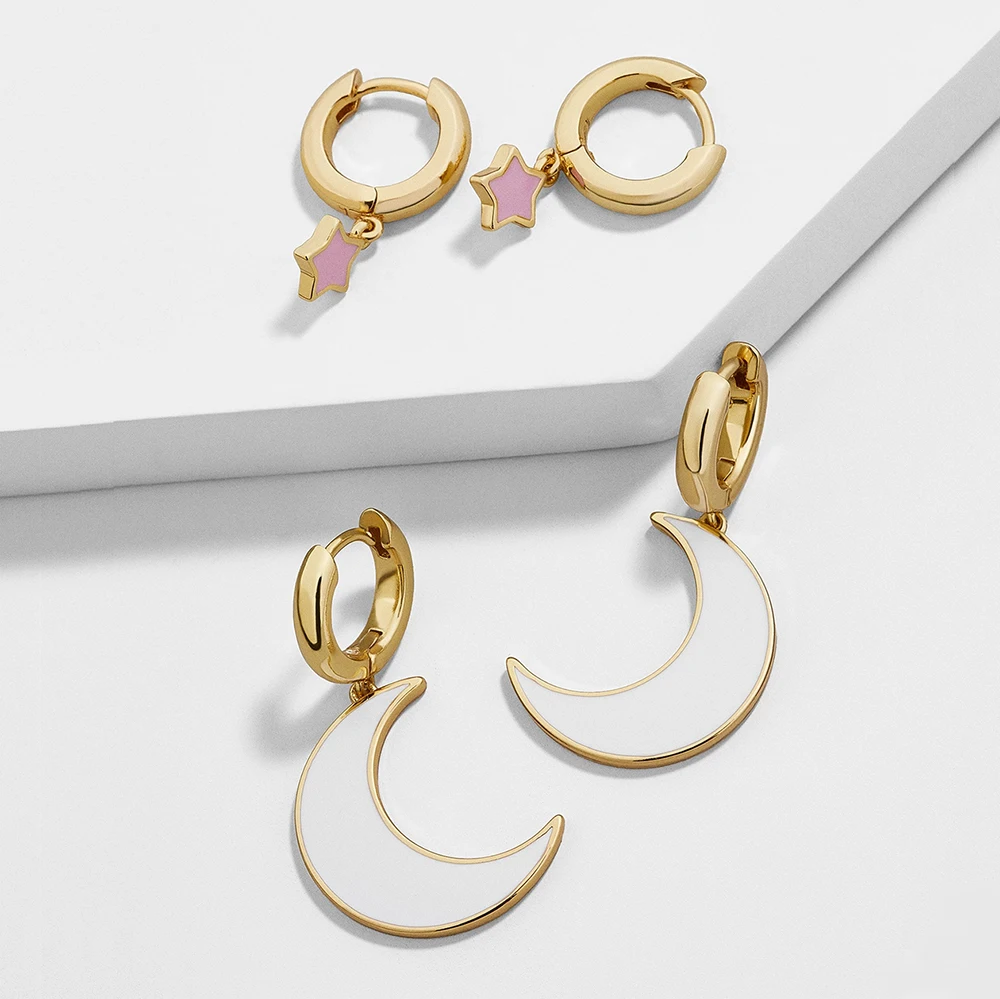 Boho Moon Star Shape Dangle Earring for Women Korean Cute Enamel Geometric Hanging Earring Fashion Jewelry Gifts Oorbellen
Boho Moon Star Shape Dangle Earring for Women Korean Cute Enamel Geometric Hanging Earring Fashion Jewelry Gifts Oorbellen