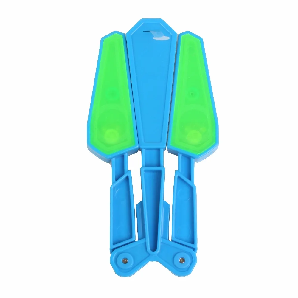 Children Butterfly Knife Flipper Flip Toys with LED 100 Tricks Master Light Up Finz Toy Endless Addictive Fun Twirl It
Children Butterfly Knife Flipper Flip Toys with LED 100 Tricks Master Light Up Finz Toy Endless Addictive Fun Twirl It