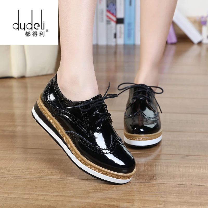 DUDELI Spring Leather Women Flat platform Shoes Brogue Vintage Shoes For Women Leather Female Derbies Footwear chaussures femme
DUDELI Spring Leather Women Flat platform Shoes Brogue Vintage Shoes For Women Leather Female Derbies Footwear chaussures femme